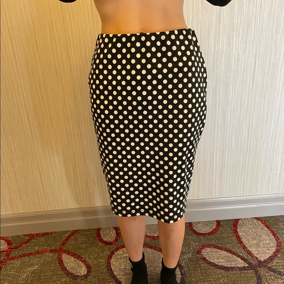 Polka dot bodycon skirt - Picture 2 of 4